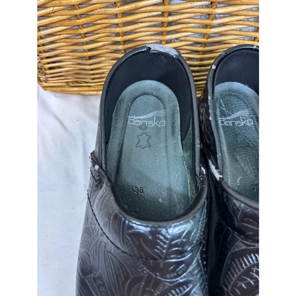 Women's Dansko Clogs Size 38 Black - Picture 3 of 8